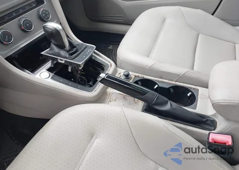 2015 Volkswagen Golf Sportwagen Tdi Se 4-Door z USA, uszkodzony, nr VIN 3VWCA7AU7FM520218